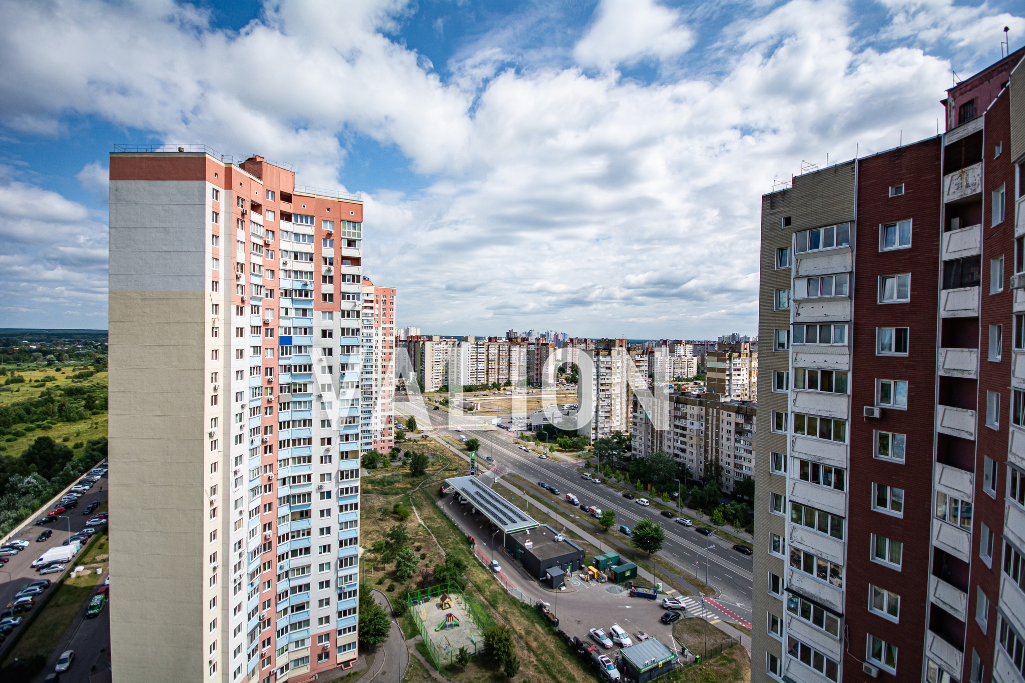 Продажа 3-комнатной квартиры 90.6 м², Милославская ул., 4