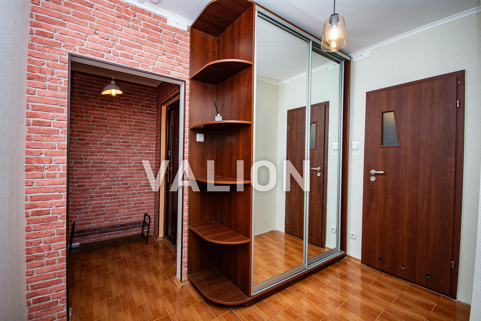 Продажа 3-комнатной квартиры 90.6 м², Милославская ул., 4