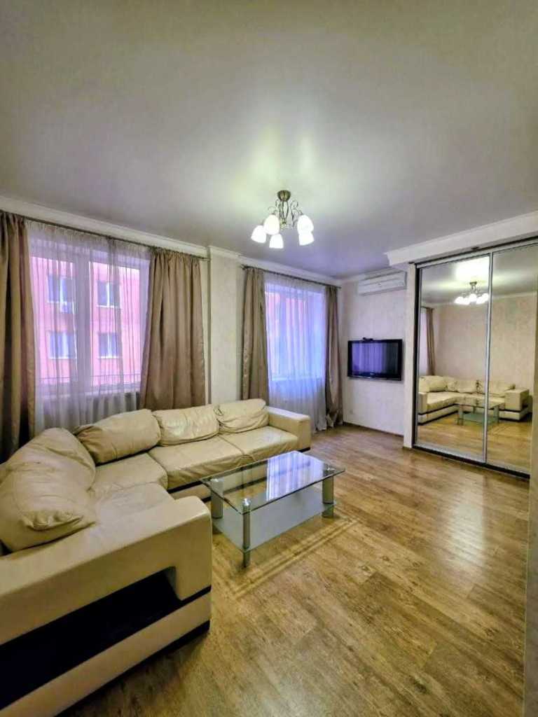 Аренда 2-комнатной квартиры 56 м², Книжный пер., 19/21
