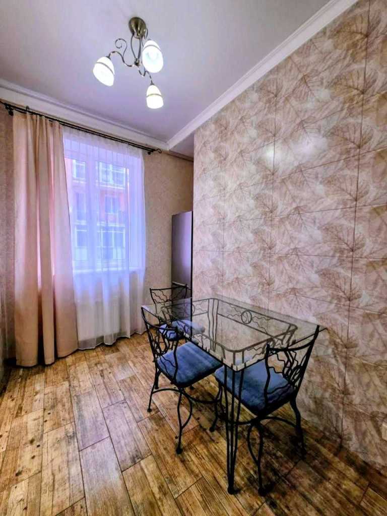 Аренда 2-комнатной квартиры 56 м², Книжный пер., 19/21