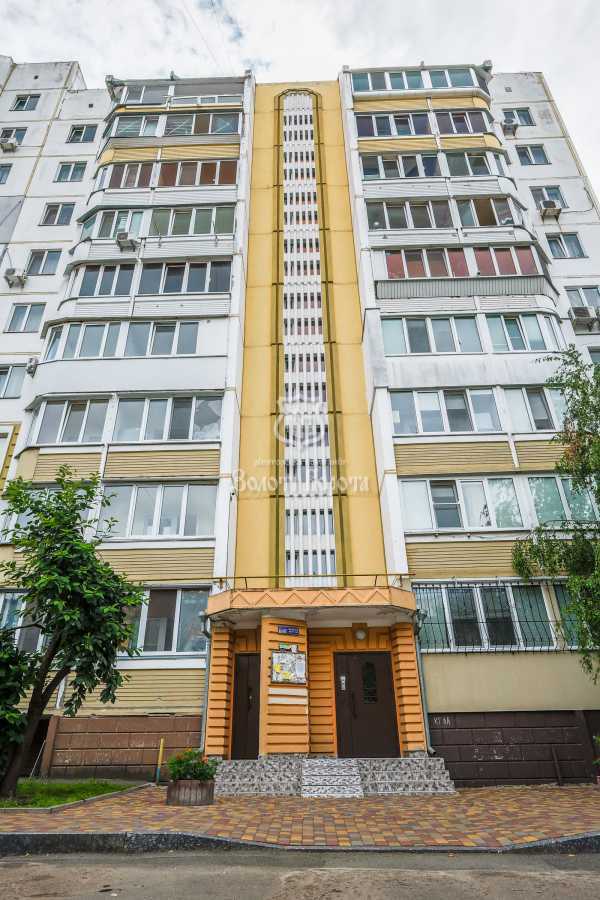 Продаж 3-кімнатної квартири 98.6 м², Святоюріївська, 22