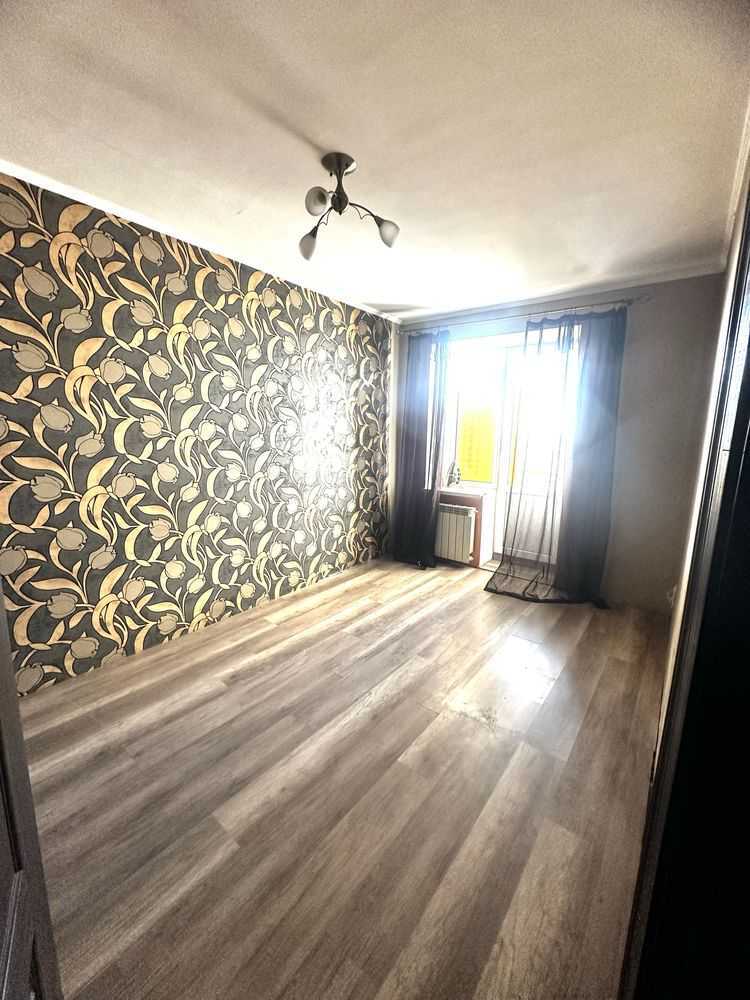 Продаж 2-кімнатної квартири 54 м², Головатого вул.