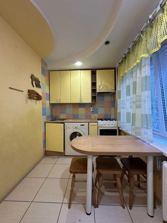 Аренда 2-комнатной квартиры 44 м², Соломенская ул., 38