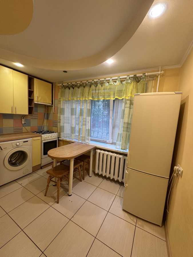 Аренда 2-комнатной квартиры 44 м², Соломенская ул., 38