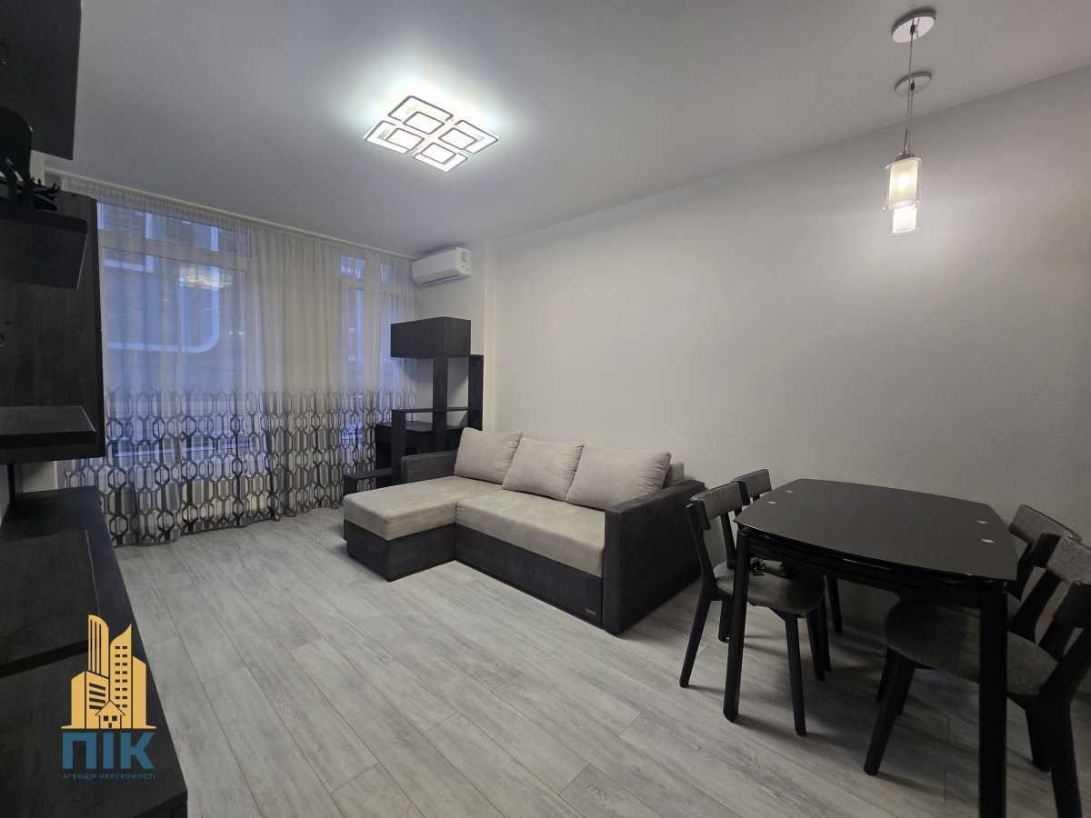 Продажа 1-комнатной квартиры 43.5 м², Тадея Рыльского бул., 1