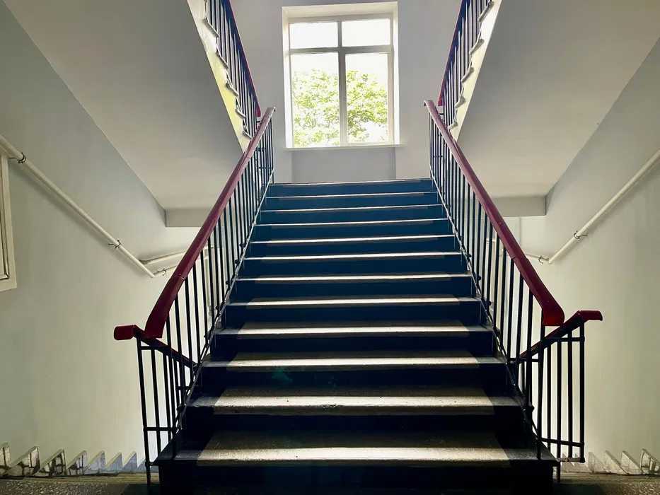 Продажа офиса 1074 м², Евгения Коновальца ул., 31