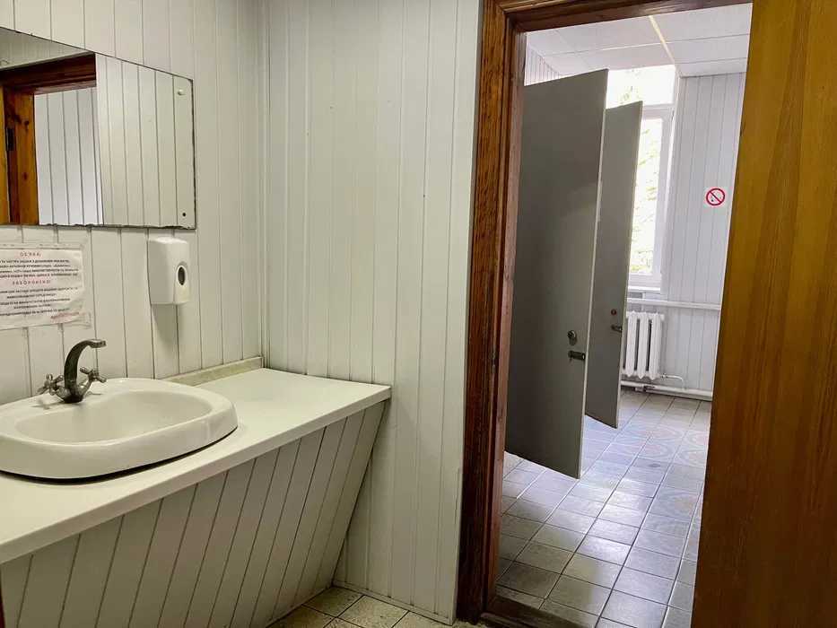 Продажа офиса 1074 м², Евгения Коновальца ул., 31
