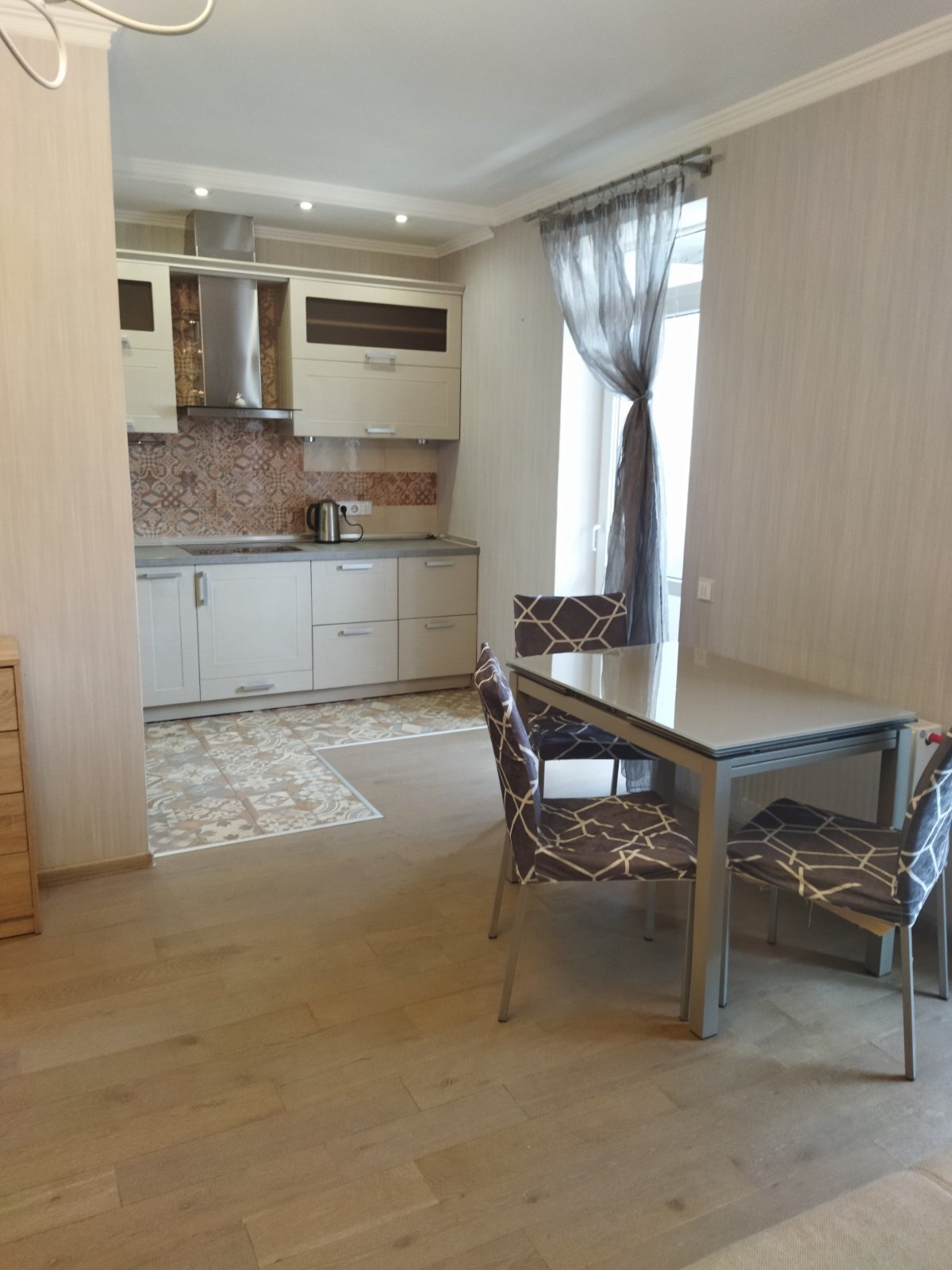 Оренда 2-кімнатної квартири 58 м², Олевська вул.