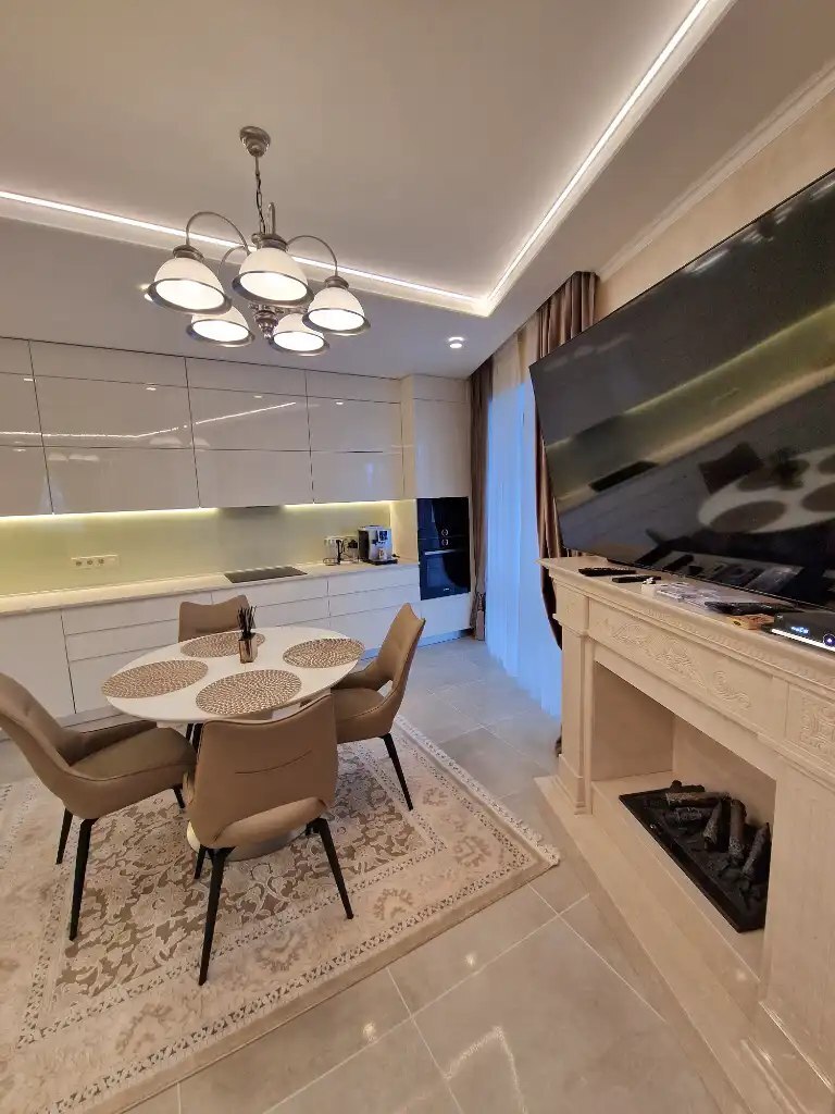 Продажа 3-комнатной квартиры 116 м², Европейская ул.