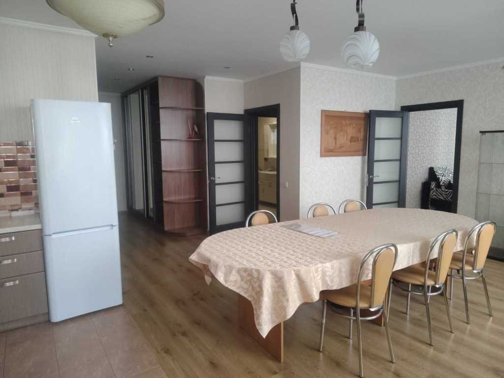 Аренда 3-комнатной квартиры 96 м², Николая Бажана просп., 8б