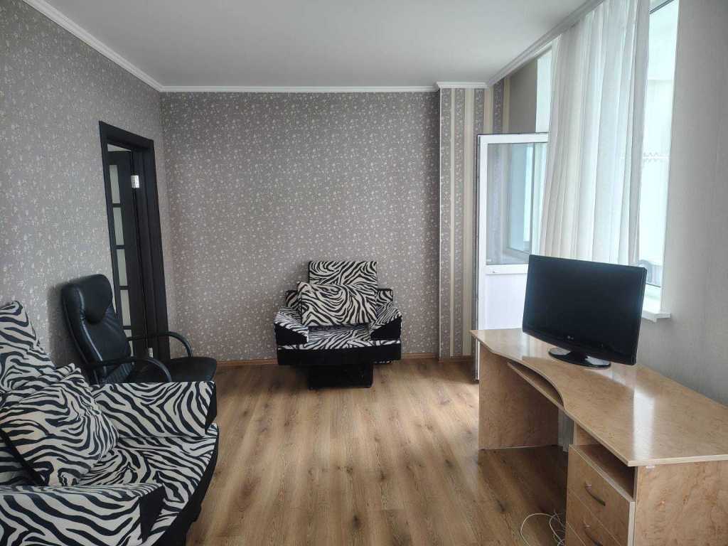 Аренда 3-комнатной квартиры 96 м², Николая Бажана просп., 8б