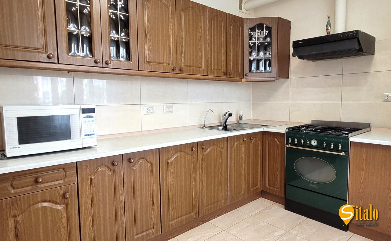 Оренда 4-кімнатної квартири 102 м², Бориса Гмирі вул., 13