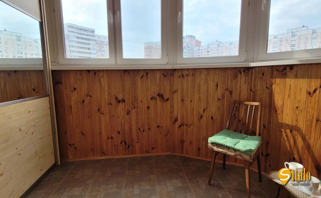 Продаж 4-кімнатної квартири 138 м², Олени Пчілки вул., 2