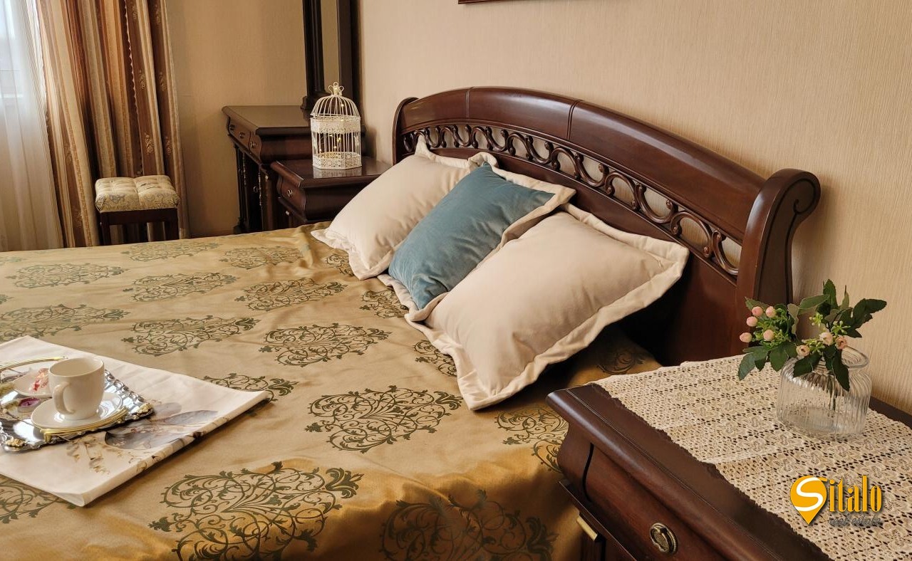 Продаж 4-кімнатної квартири 138 м², Олени Пчілки вул., 2