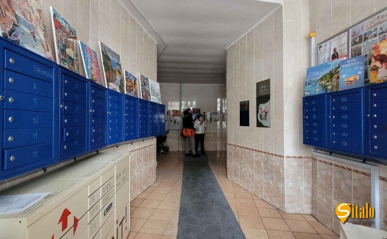 Продаж 4-кімнатної квартири 138 м², Олени Пчілки вул., 2