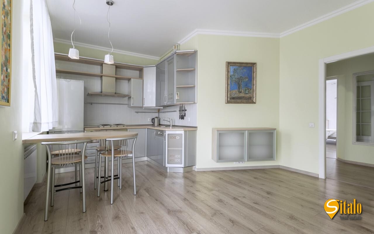 Оренда 3-кімнатної квартири 110 м², Лютеранська вул., 21
