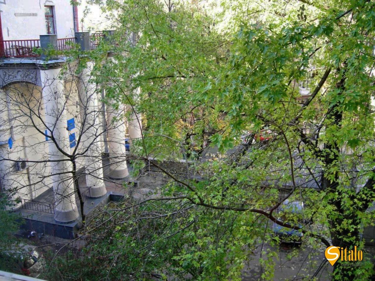 Оренда 3-кімнатної квартири 110 м², Лютеранська вул., 21