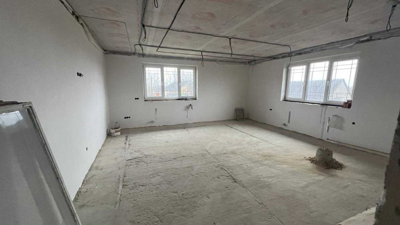 Продаж будинку 333 м², Стуса