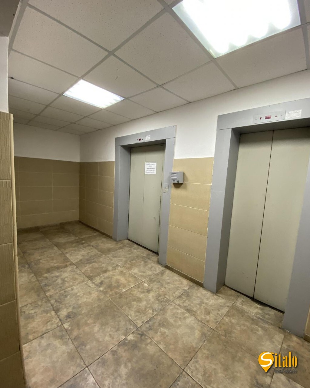 Продаж 3-кімнатної квартири 92 м², Якуба Коласа вул., 2
