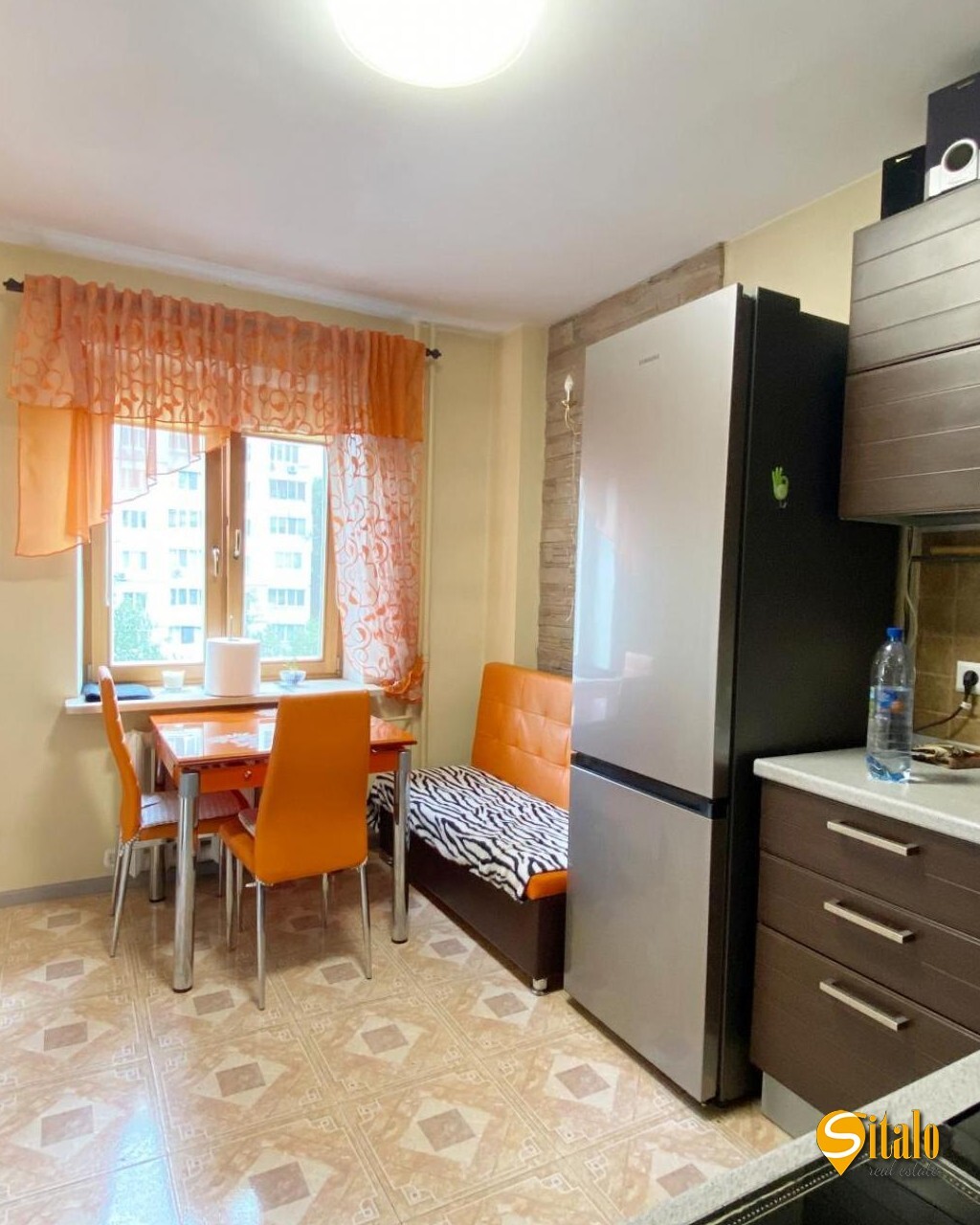 Продаж 3-кімнатної квартири 92 м², Якуба Коласа вул., 2