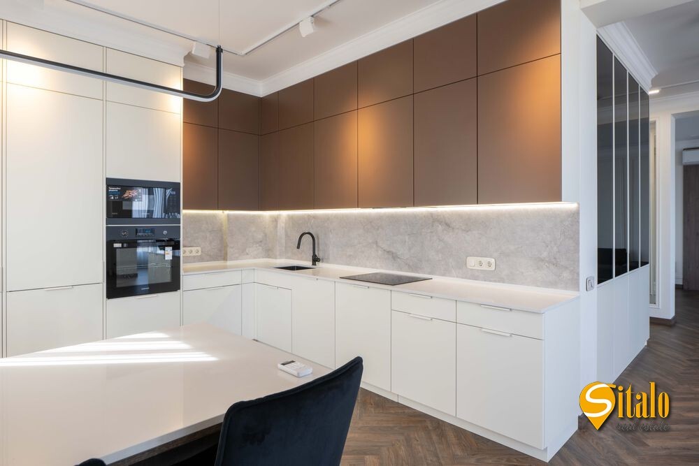 Оренда 4-кімнатної квартири 210 м², Болсуновська вул., 2