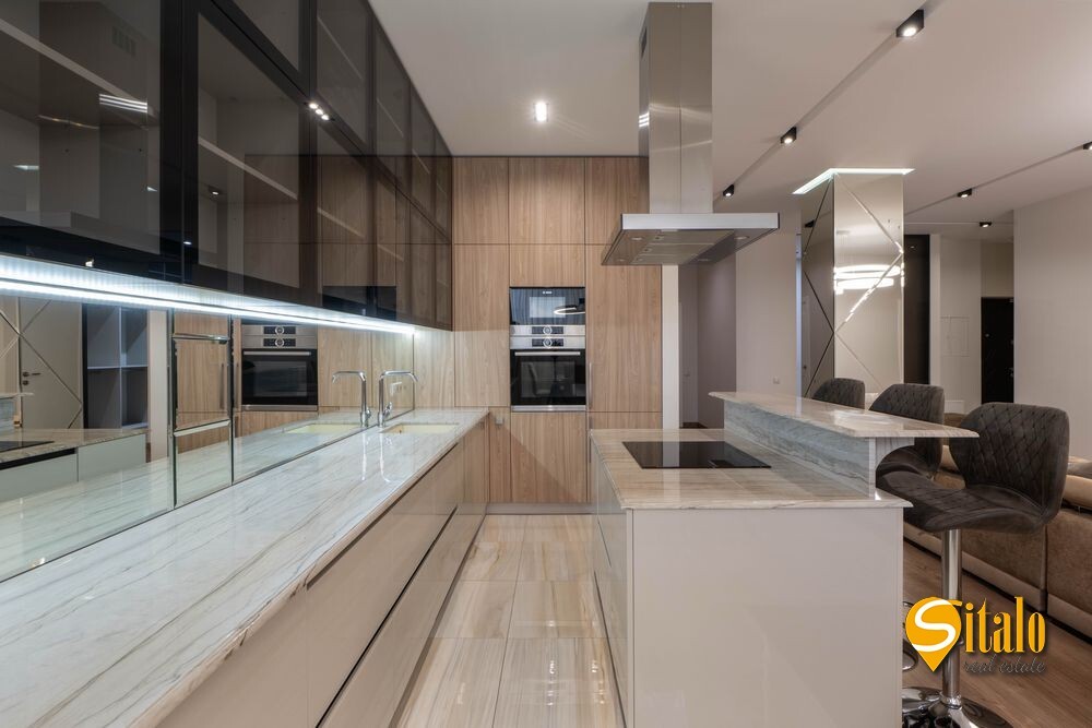 Аренда 4-комнатной квартиры 160 м², Михаила Драгомирова ул., 14