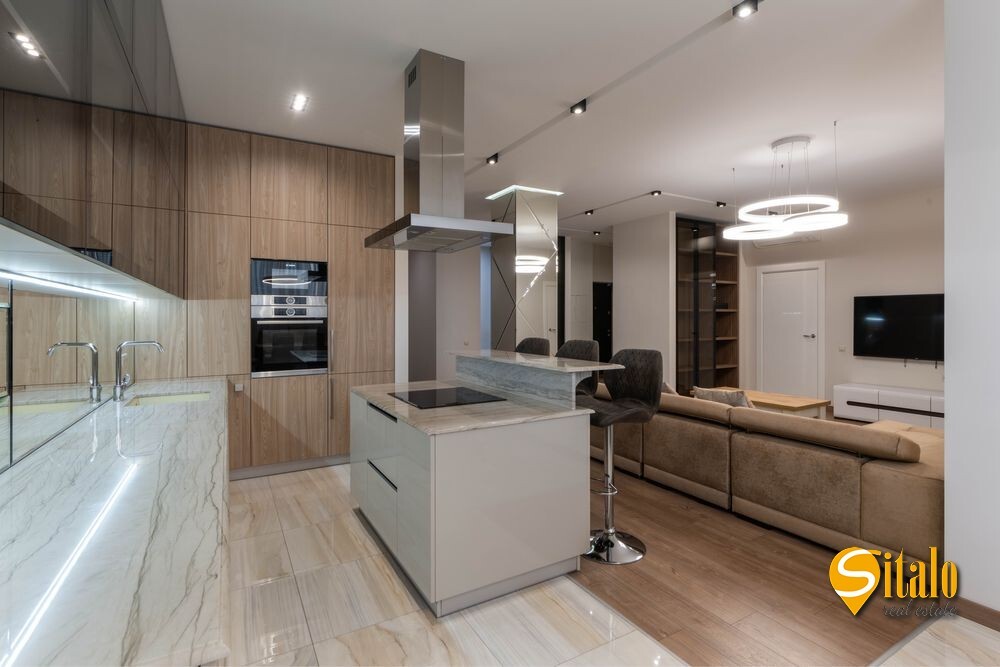 Аренда 4-комнатной квартиры 160 м², Михаила Драгомирова ул., 14