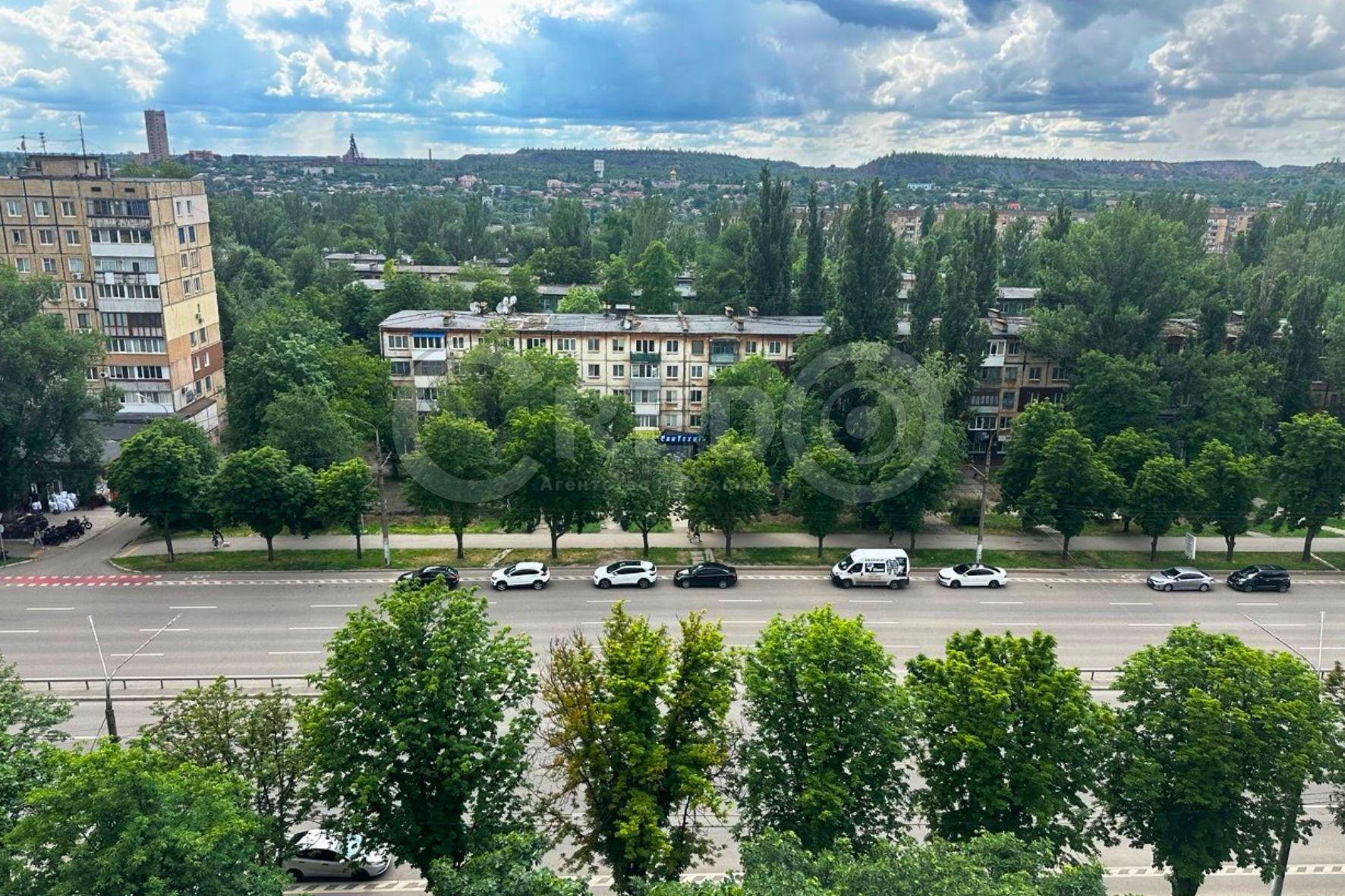 Продажа 3-комнатной квартиры 60.4 м², 200 летия Кривого Рога просп., 3