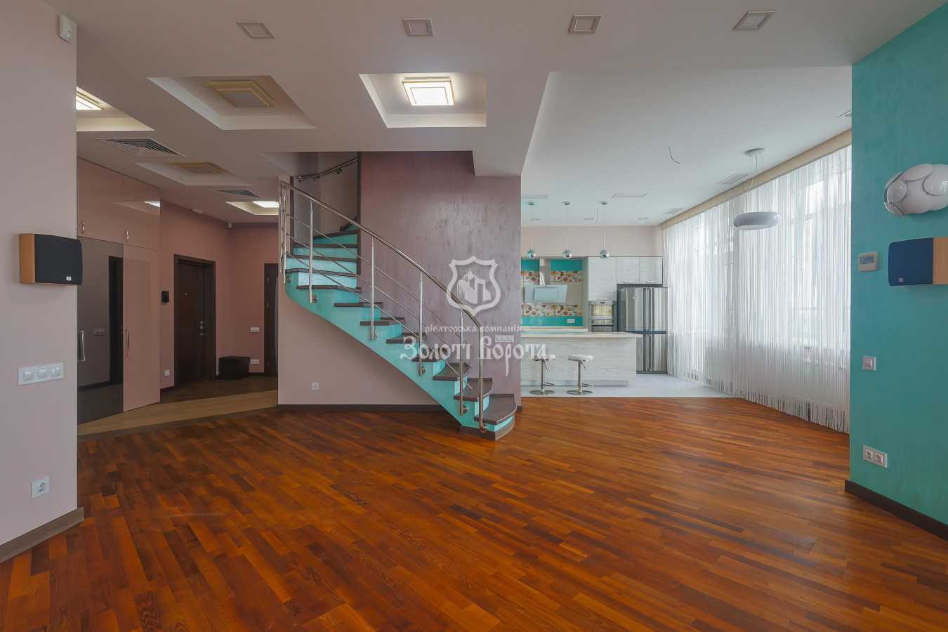 Продаж 4-кімнатної квартири 190.6 м², Миколи Ушакова вул., 1В