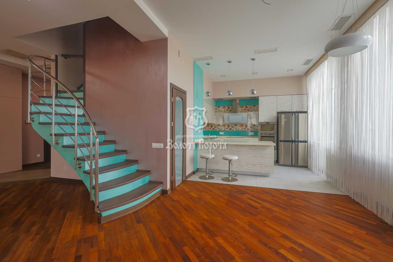 Продаж 4-кімнатної квартири 190.6 м², Миколи Ушакова вул., 1В