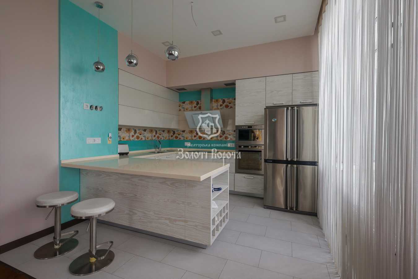 Продаж 4-кімнатної квартири 190.6 м², Миколи Ушакова вул., 1В