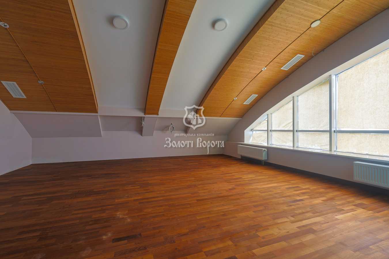 Продаж 4-кімнатної квартири 190.6 м², Миколи Ушакова вул., 1В