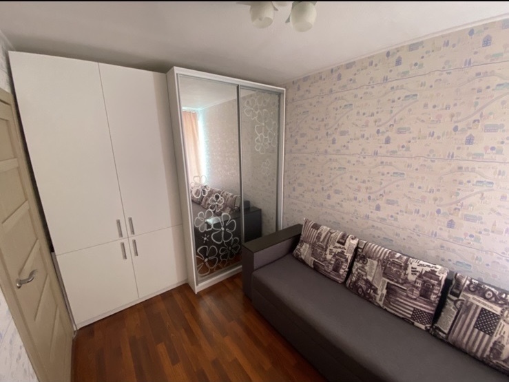 Аренда 3-комнатной квартиры 70 м², Рабочая ул., 73
