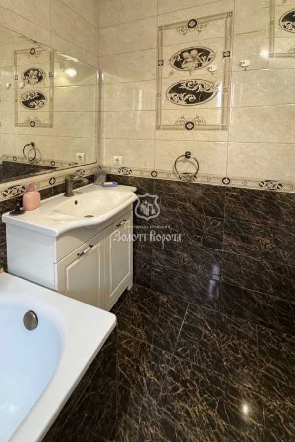 Продаж 2-кімнатної квартири 52.2 м², Глібова, 12