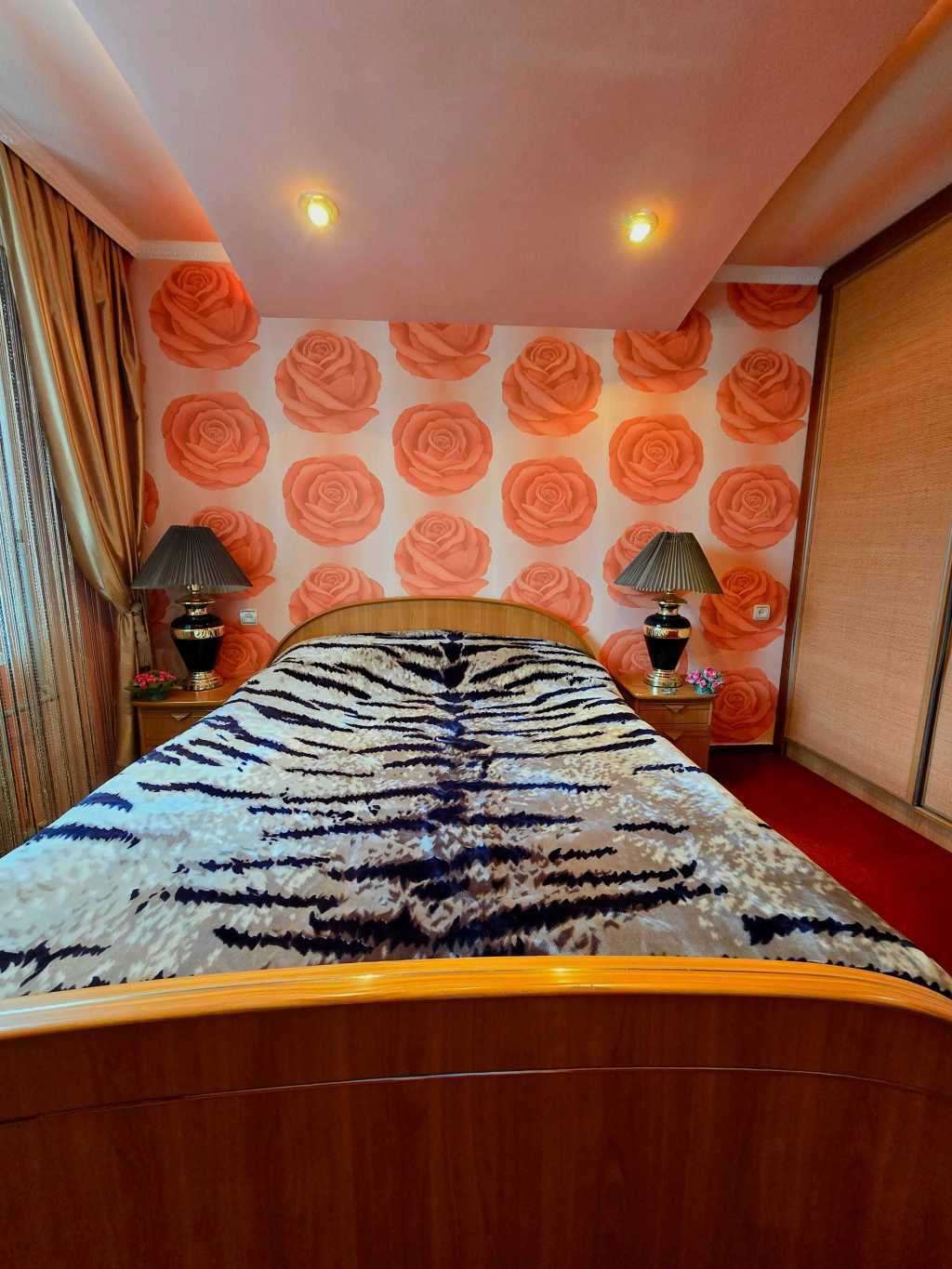 Продаж 2-кімнатної квартири 67 м², Академічний пров., 3