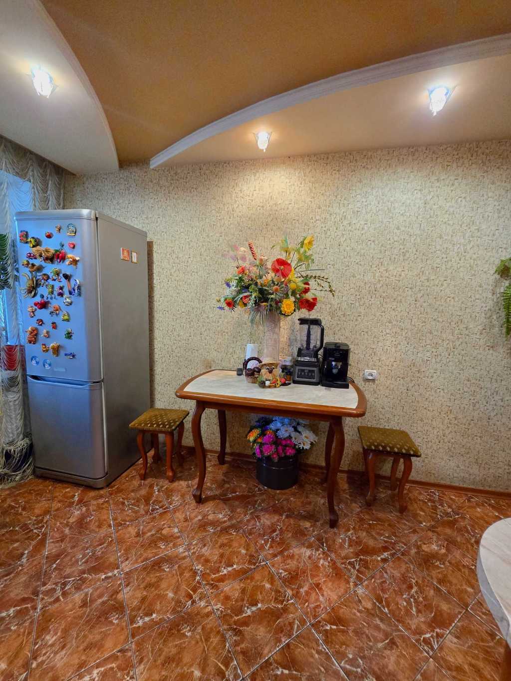 Продаж 2-кімнатної квартири 67 м², Академічний пров., 3