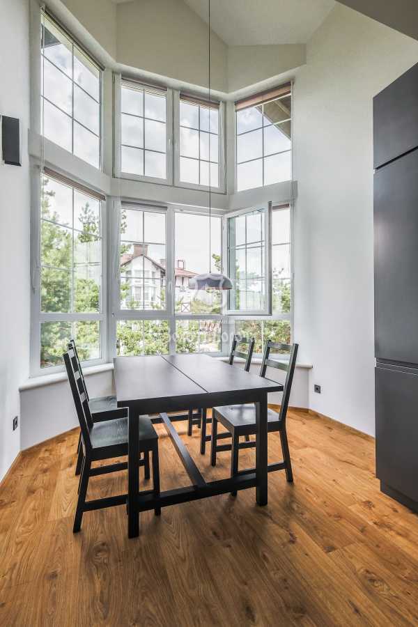 Продаж 2-кімнатної квартири 77.85 м², Придорожня вул., 3