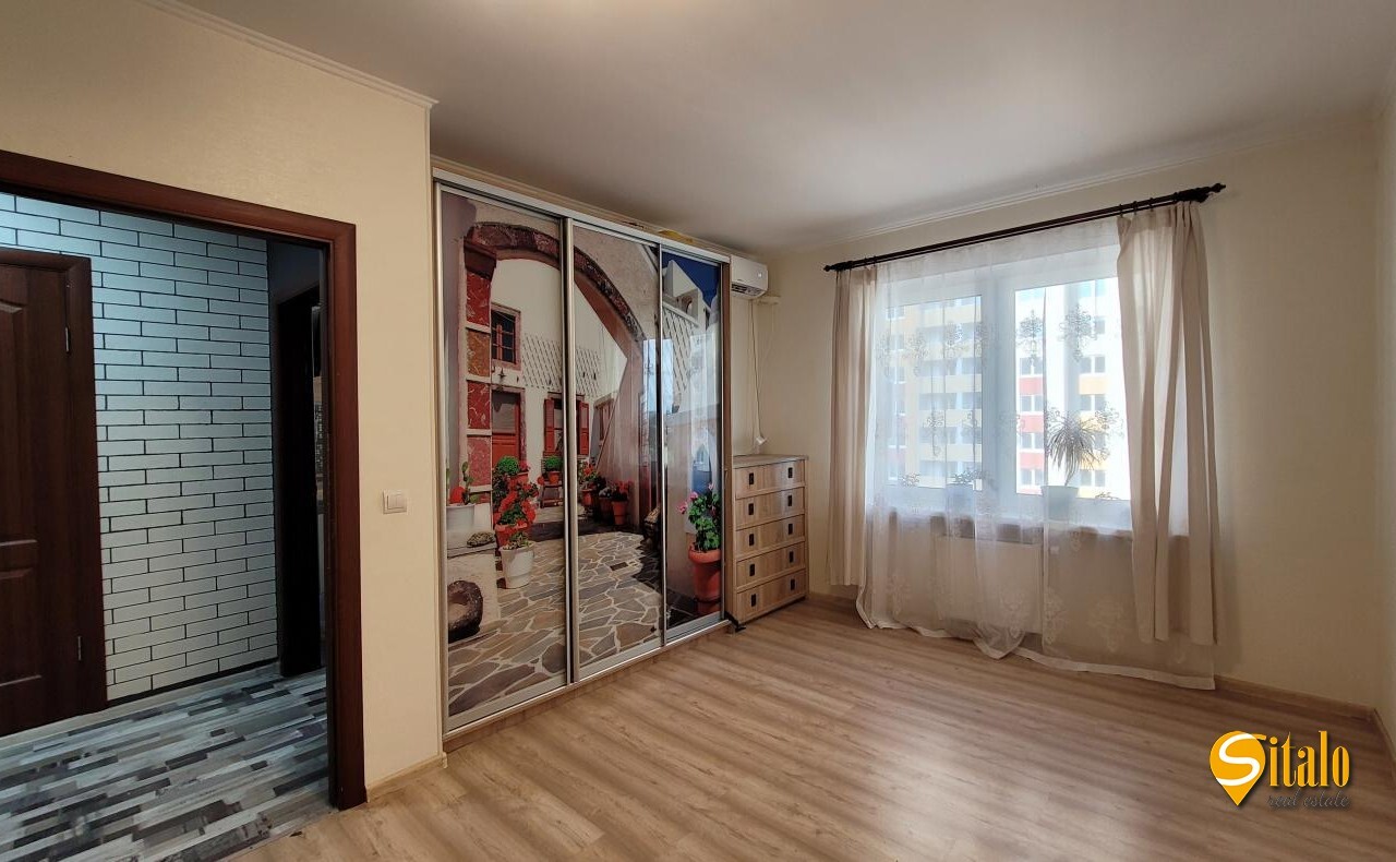 Продаж 1-кімнатної квартири 37 м², Софии Русовой вул.