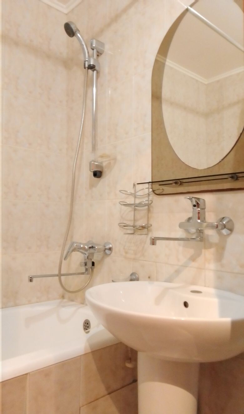 Аренда 4-комнатной квартиры 87 м², Кости Гордиенко пер., 1А