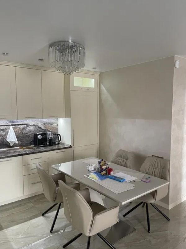 Продажа 3-комнатной квартиры 104 м², Набережная Победы ул., 44