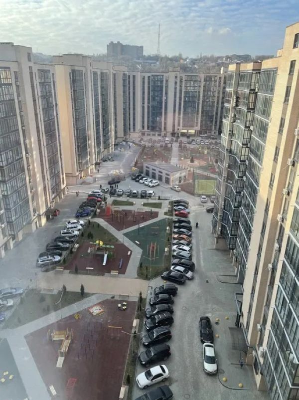 Продажа 3-комнатной квартиры 104 м², Набережная Победы ул., 44