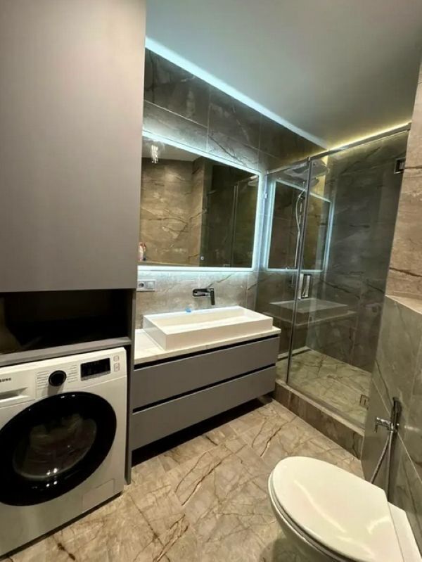 Продаж 1-кімнатної квартири 50 м², Набережна Перемоги вул., 7