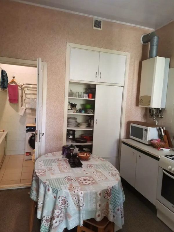 Продажа 5-комнатной квартиры 100 м², Михаила Грушевского ул.