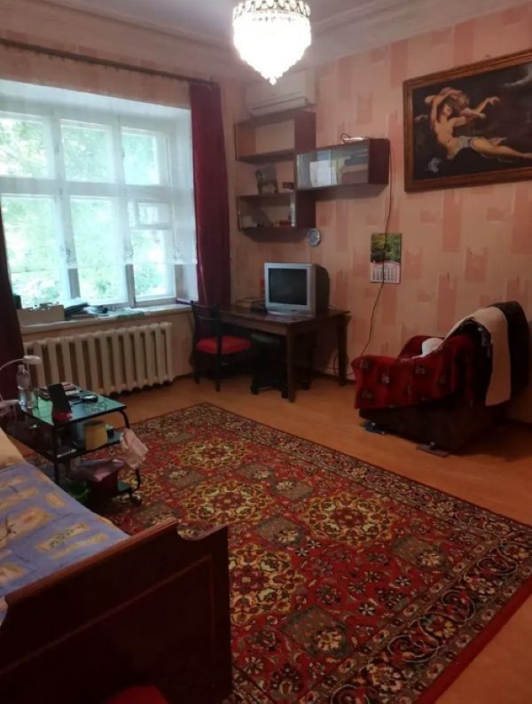 Продажа 5-комнатной квартиры 100 м², Михаила Грушевского ул.