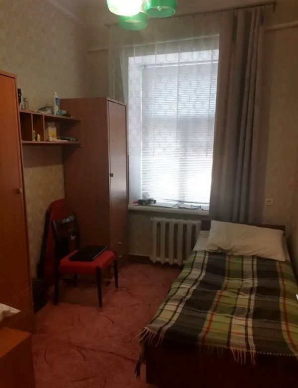Продажа 5-комнатной квартиры 100 м², Михаила Грушевского ул.