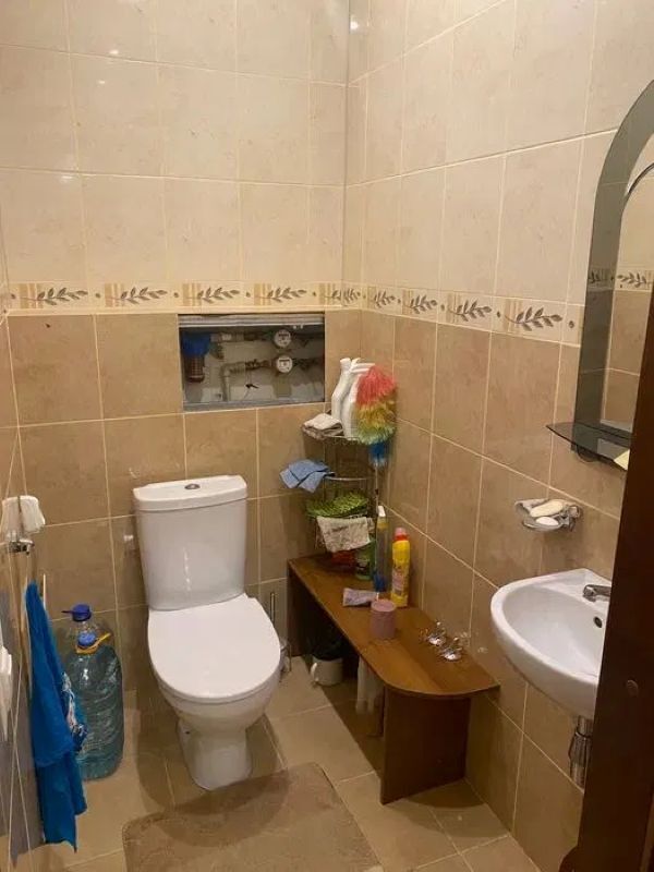 Продажа 3-комнатной квартиры 98 м², Фабрично-заводская ул.