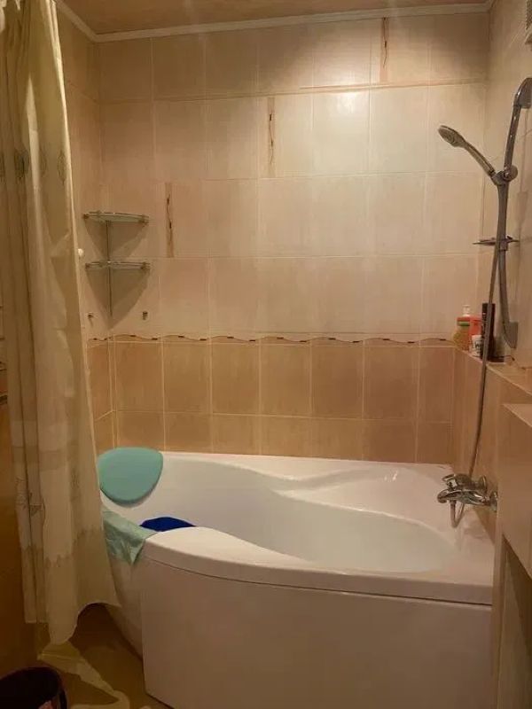 Продажа 3-комнатной квартиры 98 м², Фабрично-заводская ул.