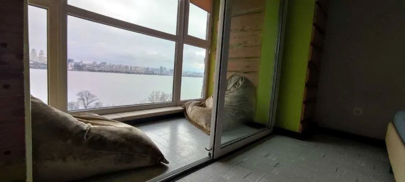 Продажа 1-комнатной квартиры 35 м², Маршала Малиновского ул., 60