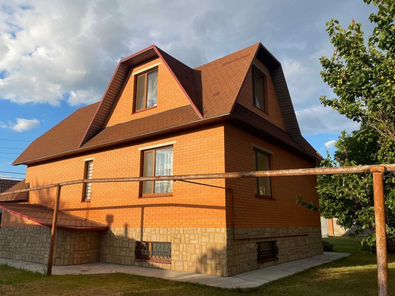 Продажа дома 220 м², Партизанська