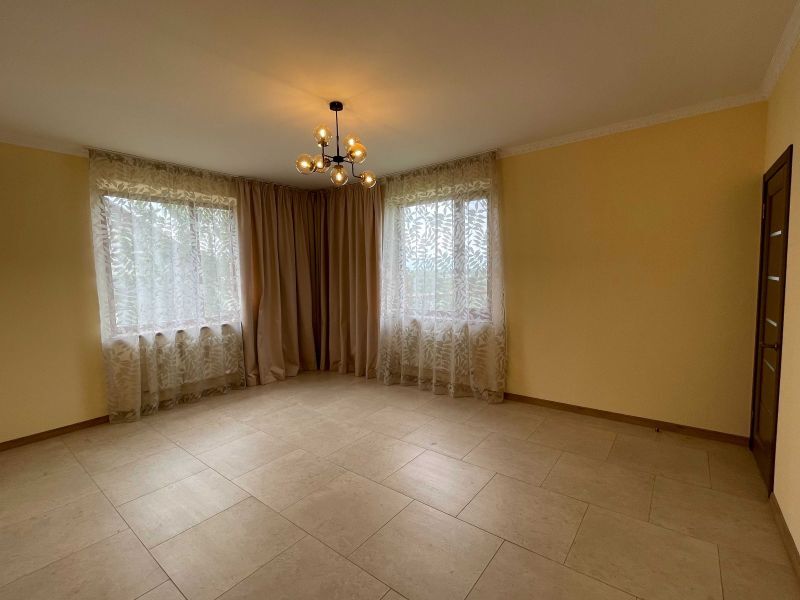 Продажа дома 220 м², Партизанська